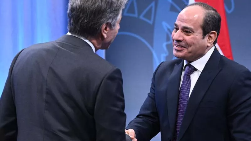 عاجل.. الرئيس السيسي يلتقي وزير الخارجية الأمريكي