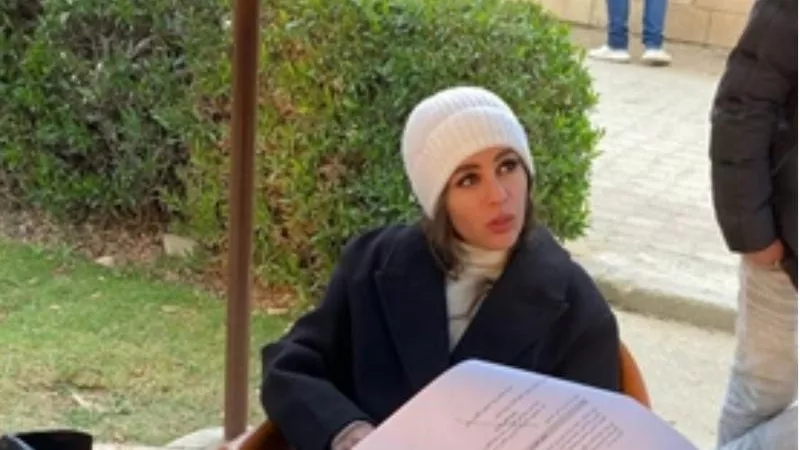 جميلة عوض تواصل تصوير مسلسل لانش بوكس