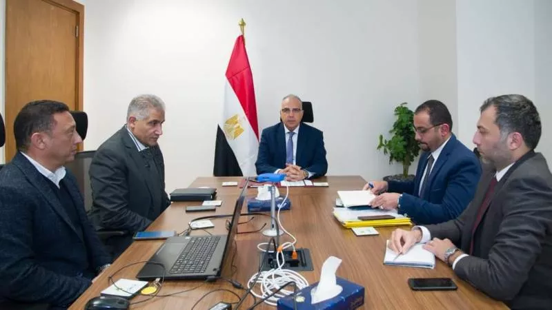 وزير الري يعلن إجراءات جديدة لتطوير صيانة المجاري المائية