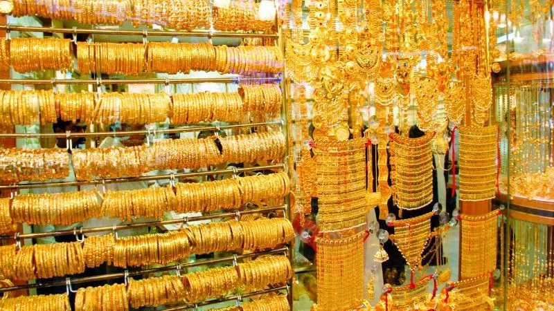 لماذا تراجعت أسعار الذهب 450 جنيه فى عيار 21 ؟ .. تفاصيل