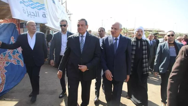 بالصور.. أبرز تصريحات وزير التنمية المحلية ومحافظ الجيزة لتجار سوق الجملة بـ 6 أكتوبر