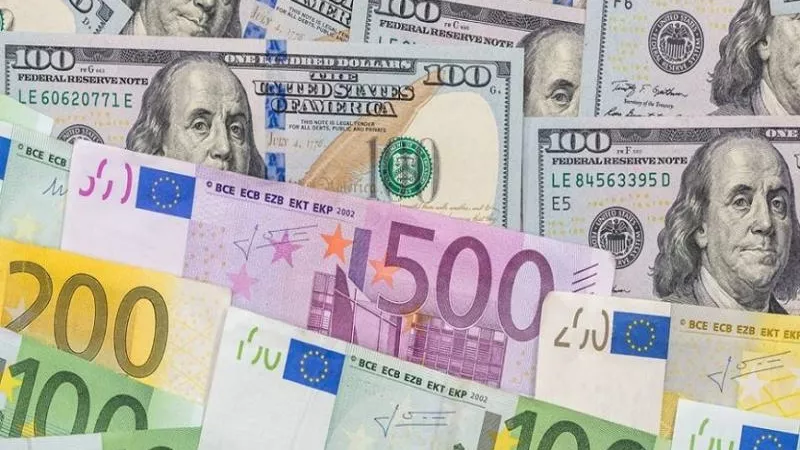 أسعار العملات أمام الجنيه اليوم الإثنين 12-2-2024