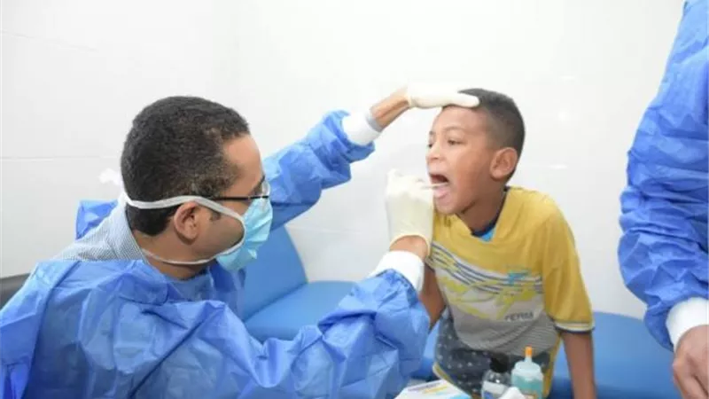 قافلة جامعة القاهرة في حلايب وشلاتين وأبو رماد تنجح في تقديم خدماتها المجانية للمواطنين بالمناطق الحدودية
