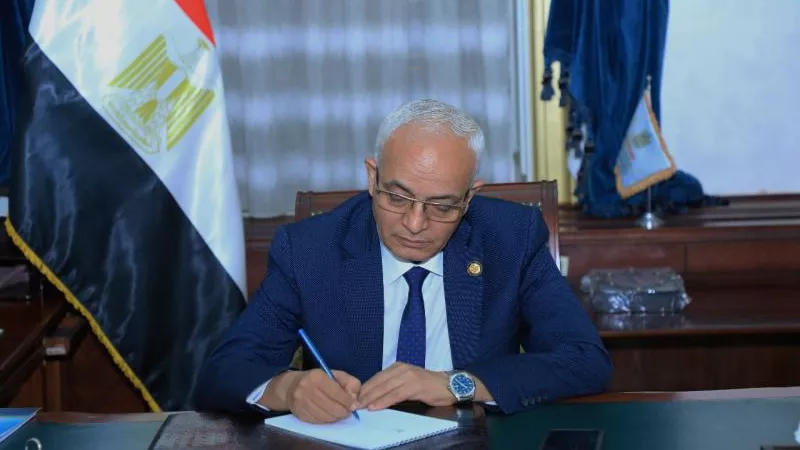ملف الراسبون في ” مسابقة ٣٠ ألف معلم ” يصل البرلمان .. والنقابة تتمنى تدريب المعلمين الجدد