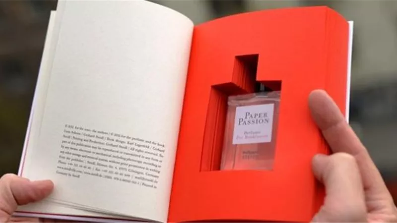 آخر تقاليع كورونا.. قصة عطر برائحة الكتب