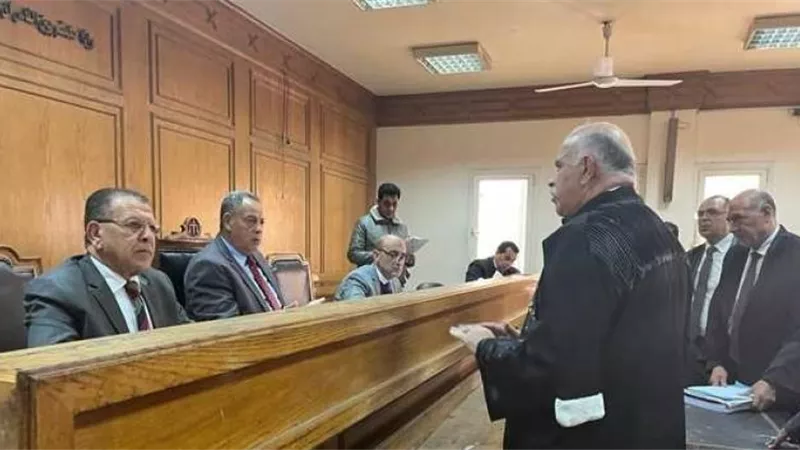 الدفاع في قضية «الرشوة الكبرى» بالجمارك يربك الحسابات بطلب غريب