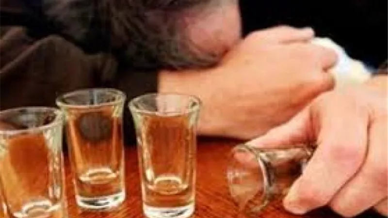 شربوا خمور مغشوشة في الفرح.. وفاة 5 شباب ودخول 4 العناية المركزة في حالة خطرة