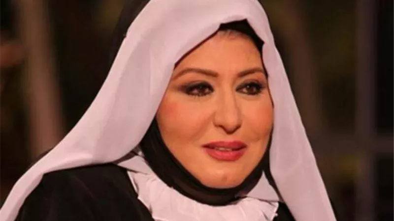 كادت أن تقتل أمها بالخطأ.. وتزوجت 12 مرة.. ولديها أشقاء لم تعلم شيئا عنهم.. وحُرمت من الأمومة بسبب الفن.. حكايات مثيرة لا تعرفها عن سهير رمزي