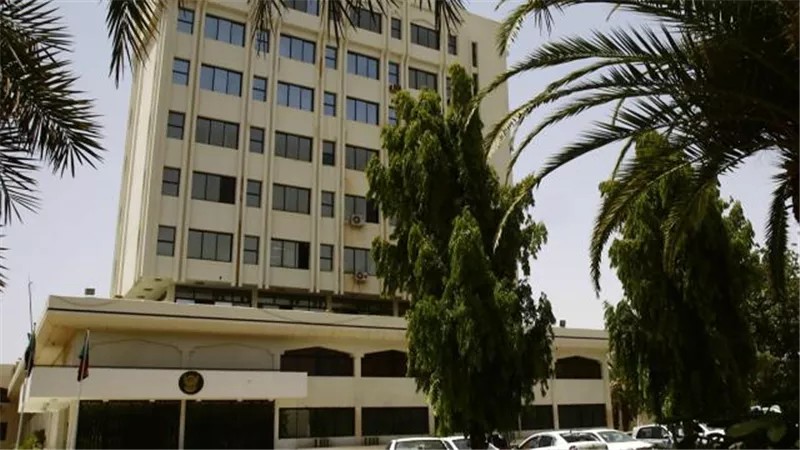 سبب غريب وراء إغلاق السفارة السودانية بالقاهرة .. تعرف عليه