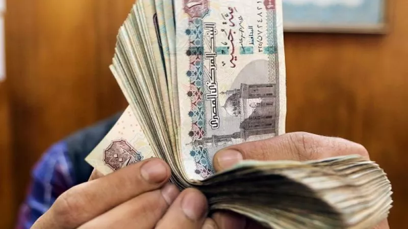 خطير .. هل يطيح ”عدو المعلمين” بالزيادات الجديدة .؟