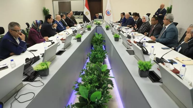 توجيهات مشددة من وزير الصحة للرقابة على بنوك الدم