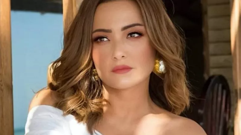 بشرى تكشف عن ”شبكتها” من خطيبها: مقبرة عشان الآخرة