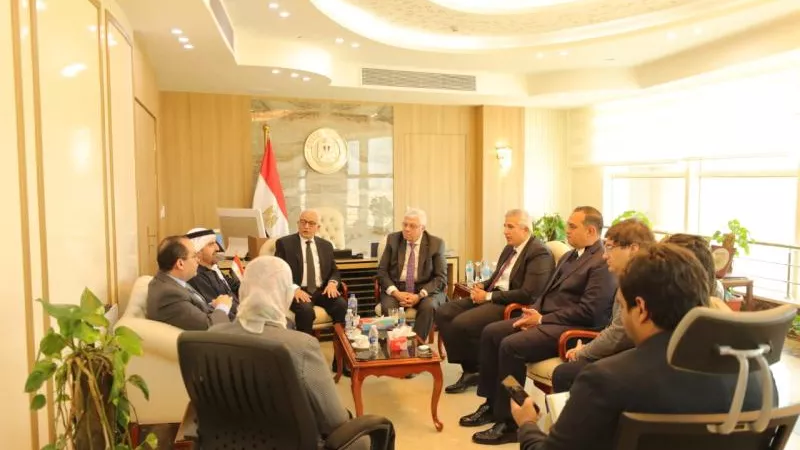 عاشور وحجازي يبحثان سُبل التعاون مع مؤسسة محمد بن راشد آل مكتوم للمعرفة