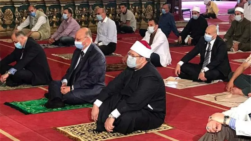 ”الهجرة غير الشرعية والحفاظ على الأنفس” عنوان خطبة الجمعة غدا