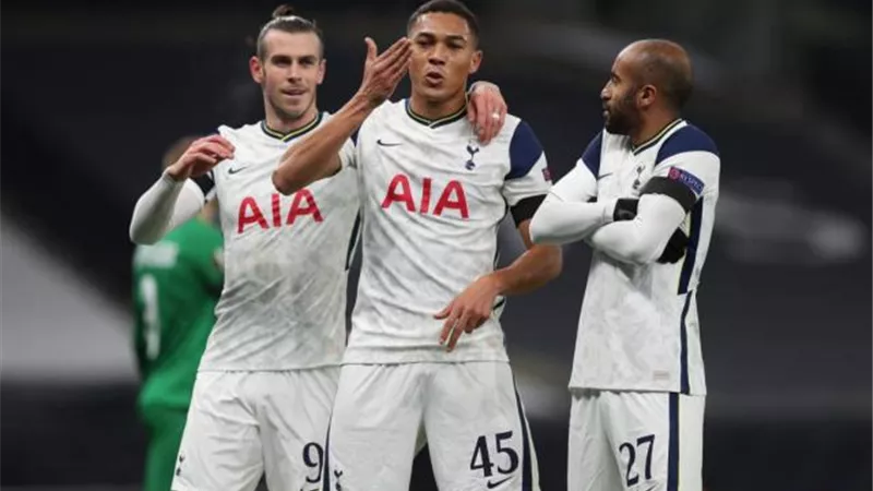 توتنهام يمطر شباك بطل بلغاريا برباعية نظيفة في اليورباليج