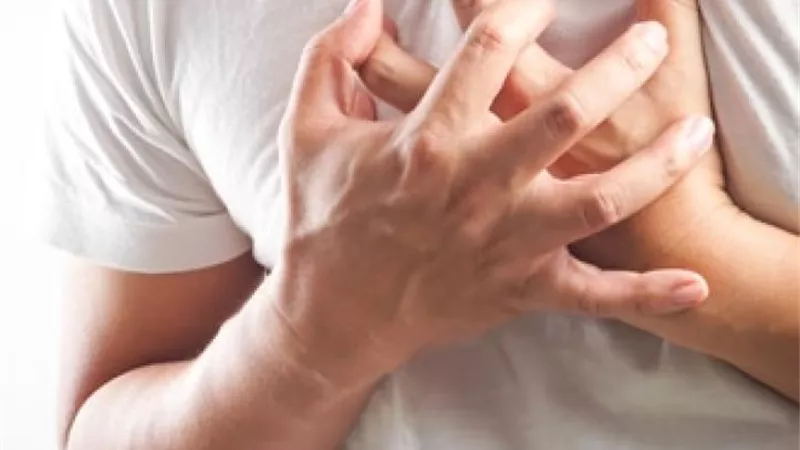 دراسة جديدة  تحذر.. تناول الفيتامينات يزيد خطر الإصابة بأمراض القلب