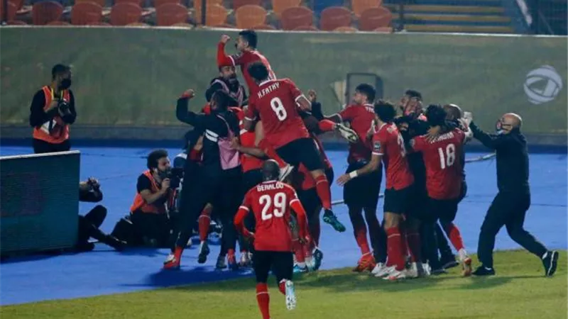 نهائي إفريقيا.. كواليس 90 دقيقة من الأشغال الشاقة بين الأهلي والزمالك