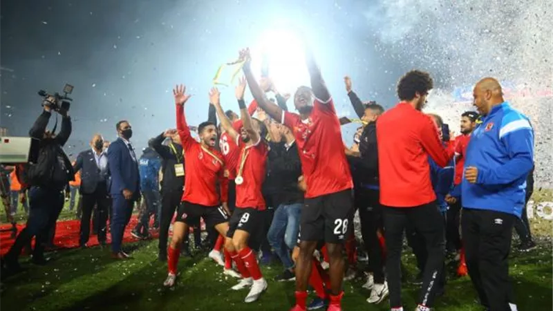 الأهلي يفقد أولى عناصره أمام نهضة بركان
