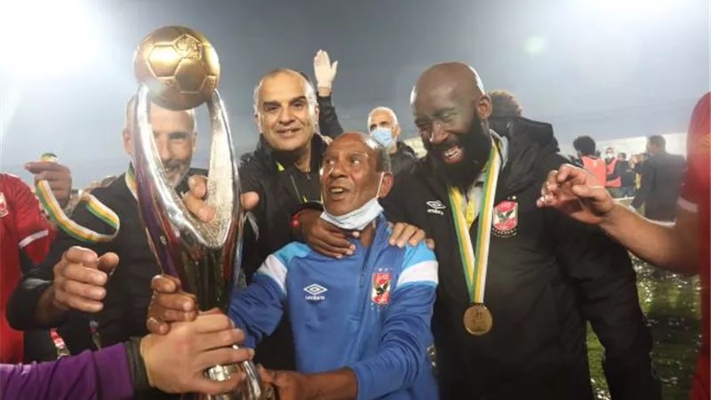 كاف: ”عم حارث” حمل دوري أبطال إفريقيا أكثر من أي شخص