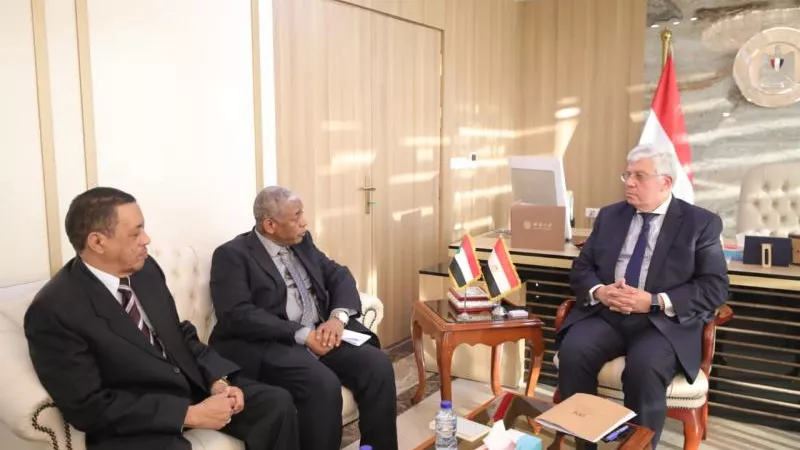 وزير التعليم العالي: نوفر كافة الدعم للطلاب السودانيين بالجامعات المصرية