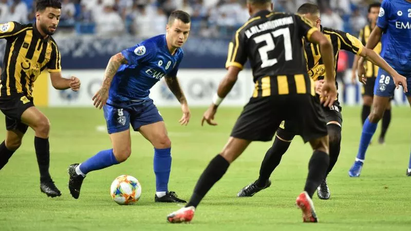 التشكيل الرسمي لقمة الهلال ضد الاتحاد فى الدوري السعودي