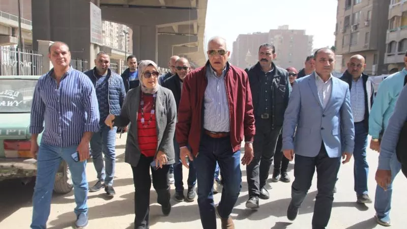ممشى سياحي ومواقف حضارية.. محافظ الجيزة يوضح تفاصيل المرحلة الثالثة لتطوير الطرق المؤدية للمتحف الكبير