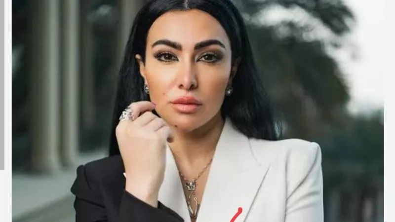 شنطة ميرهان فيها دهب وياقوت ومرجان.. تفاصيل حبس المتهمين بسرقة شنطة الفنانة الشابة
