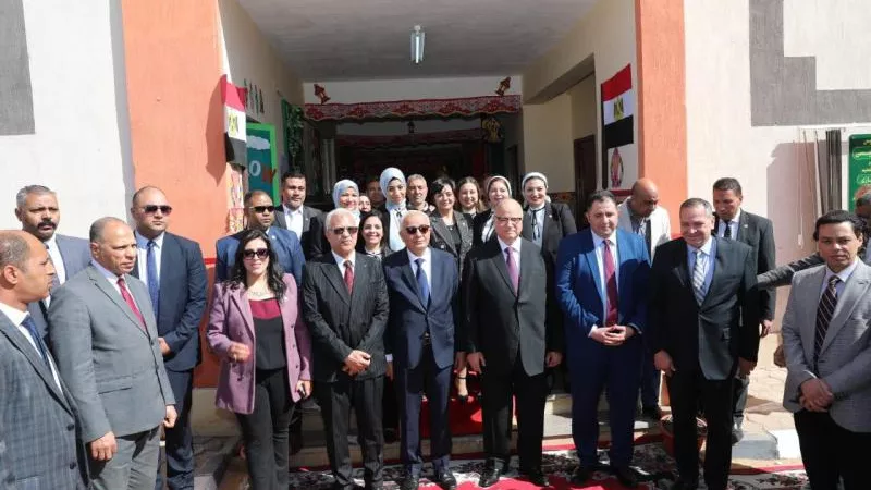 وزير  التعليم ومحافظ القاهرة يفتتحان مدرسة مصر المتكاملة للغات «صور»