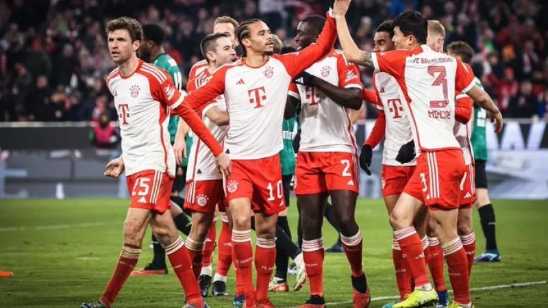 بايرن ميونخ  يسحق لاتسيو بثلاثية ويتأهل لربع نهائي دوري الأبطال