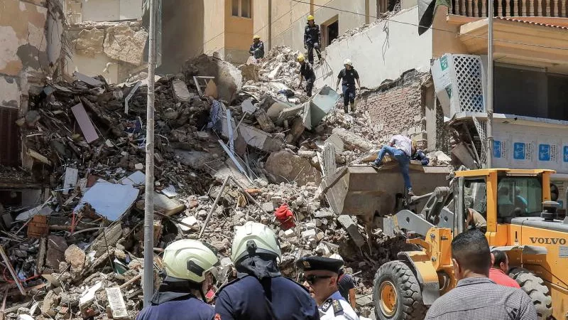 عاجل.. تفاصيل جديدة بشأن عقار الورديان المنهار بالأسكندرية