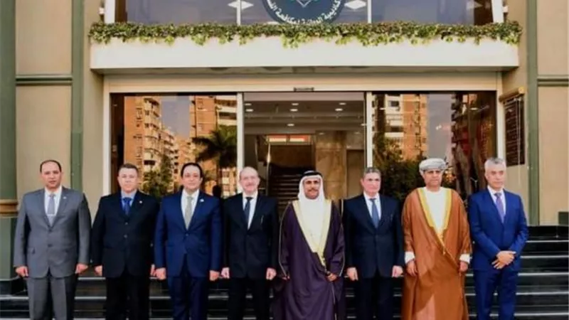 رئيس الرقابة الإدارية يستقبل وفد البرلمان العربى