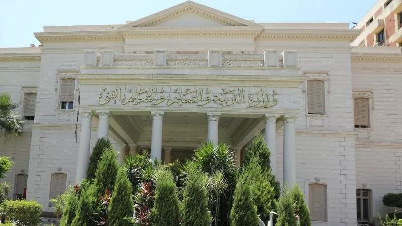 تبكير موعد امتحانات الثانوية العامة 2024 على ورقة بيضاء.. والتعليم ترد