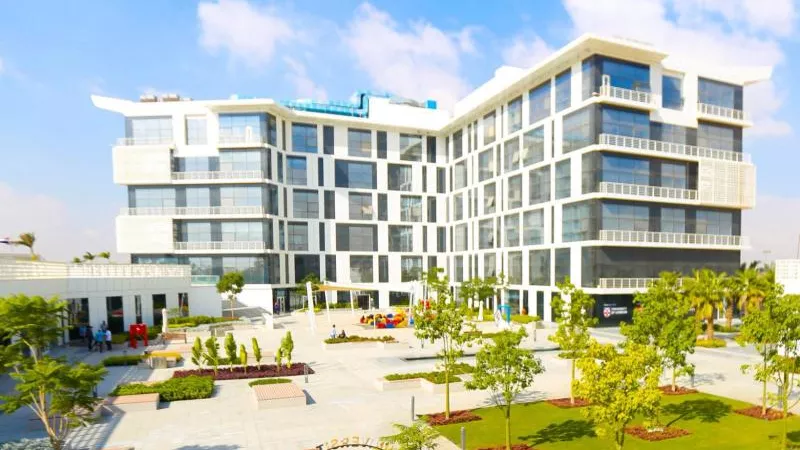 تفاصيل أول برنامج دولي للقانون تمنحه مصر من جامعة لندن