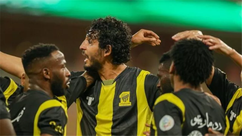 أرقام مميزة لحجازي بقميص اتحاد جدة