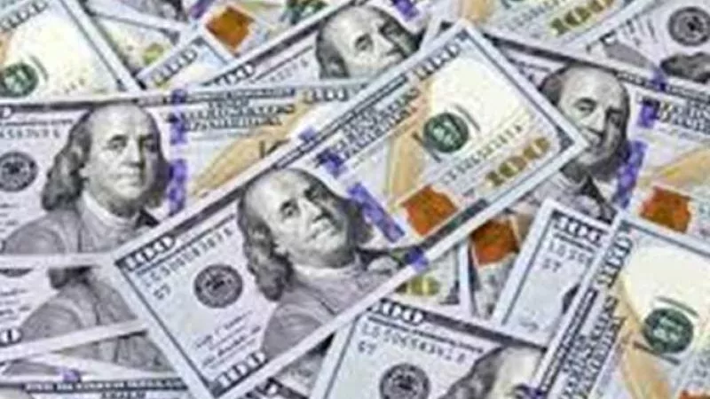 عاجل .. الدولار يواصل الإنهيار فى الفترة المسائية .. خوازيق السوق السوداء مستمرة