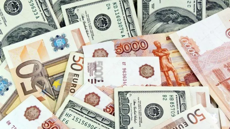 تراجع كبير في أسعار العملات اليوم الخميس 14-3-2024 في السوق السوداء
