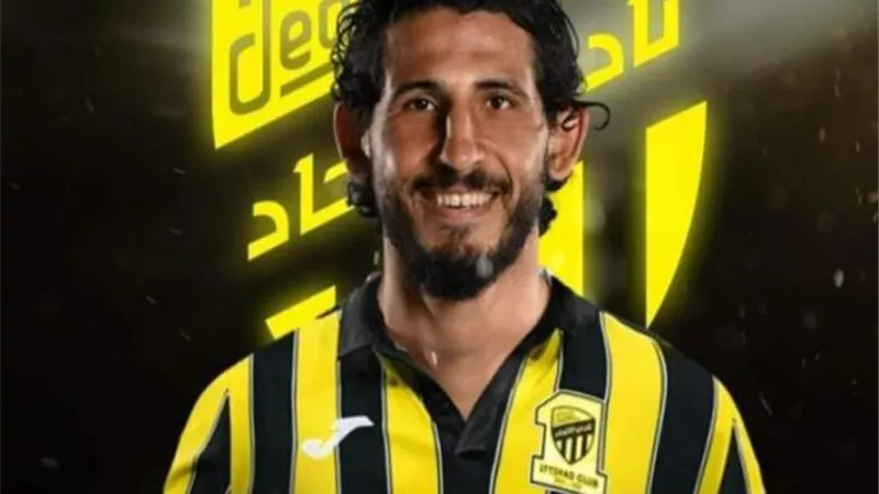 الاتحاد الآسيوي يشيد بأحمد حجازي