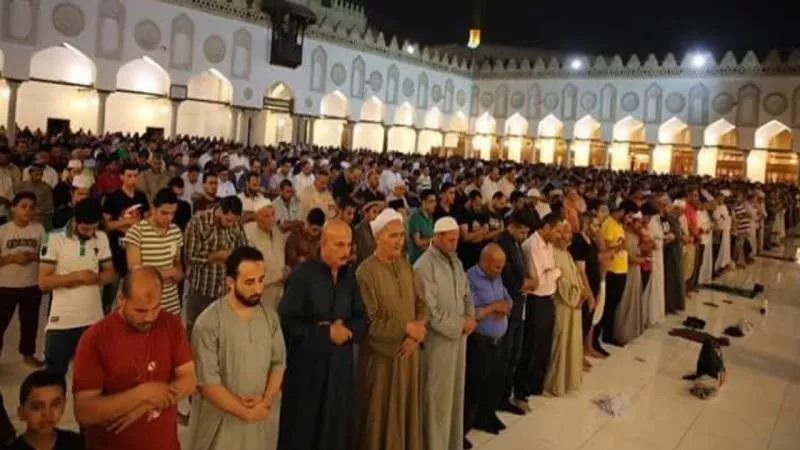 منع صلاة التهجد من المساجد.. الحكومة تكشف الحقيقة