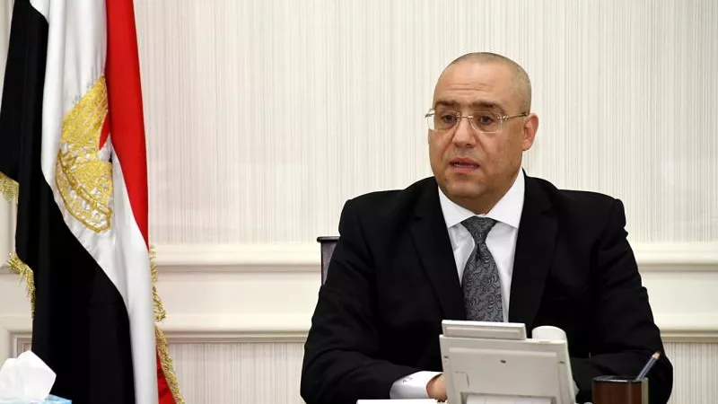 عاجل.. وزير الاسكان يصدر قرارات هامة بشأن مخالفات البناء