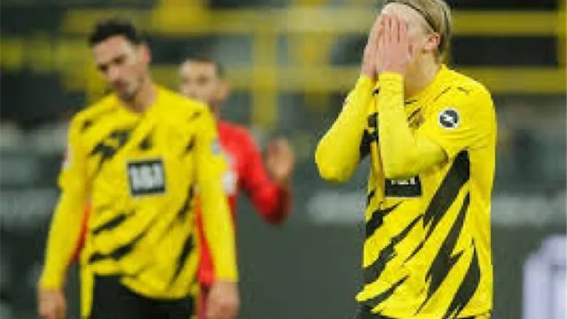 دورتموند يكشف موعد تعافى ”هوملز وهالاند” من الإصابة