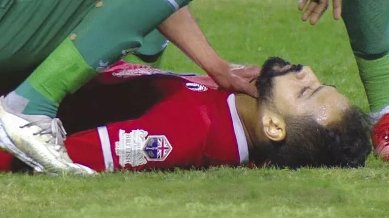 هل تناول القهوة وراء واقعة أحمد رفعت لاعب فيوتشر ؟ طبيب يكشف مفاجأة.. فيديو