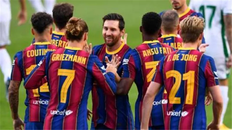 التشكيل المتوقع لبرشلونة أمام قادش بالدوري الإسباني