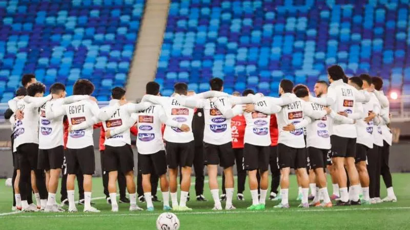 حسام حسن يفاجئ الجمهور بتشكيل منتخب مصر أمام نيوزيلندا