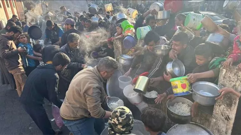 تكية رفح للصائمين.. مائدة الرحمن في غزة شكل تاني..صور