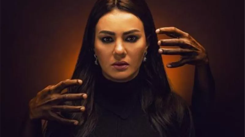 دينا فؤاد ”ملبوسة من الجن” بسبب الدجل والشعوذة (فيديو)