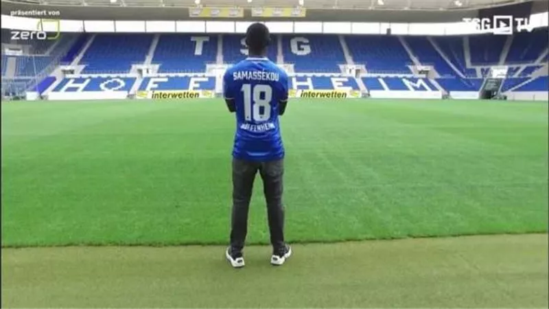 بسبب العنصرية.. هوفنهايم يدين الإساءة للاعب خط وسطه ساماسيكو