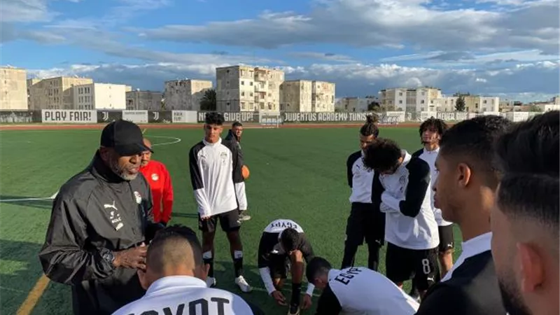 بالصور.. منتخب الشباب يخوض مرانه الأول بتونس استعدادا لبطولة شمال إفريقيا