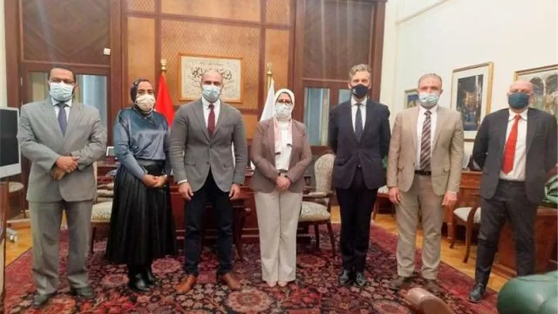 وزيرة الصحة: إذا حصلنا علي لقاح كورونا سنضع خطة لتوزيعه علي الشعب بشكل محترم وعادل