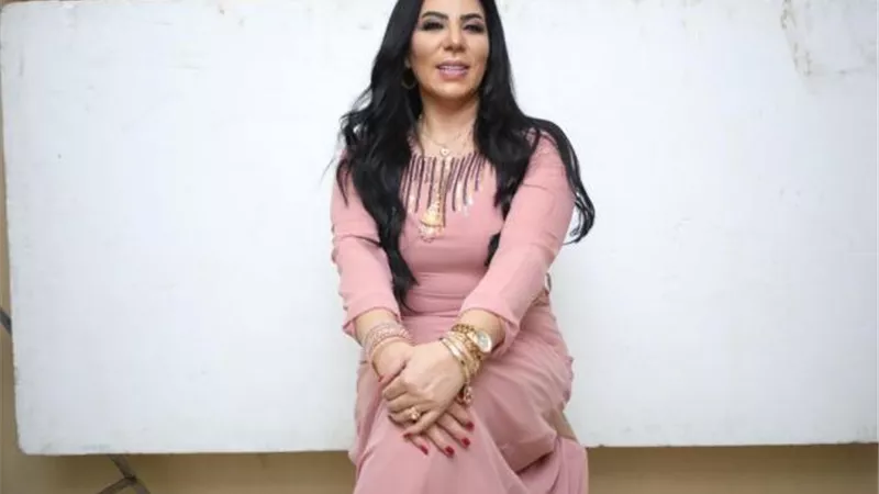زينة منصور تواصل تصوير مشاهدها في مسلسل ”ضربة معلم”