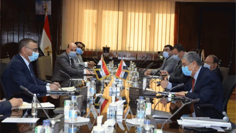 تفاصيل اللقاء الذى جمع وزير الكهرباء مع نظيره العراقي لبحث سبل دعم وتعزيز أوجه التعاون المشترك